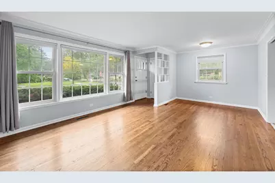 602 N Drury Lane, Arlington Heights, IL 60004 - Photo 3