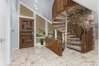 2435 Lexington Drive, Long Grove, IL 60047 - Photo 3