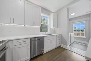 4834 N Troy St, Chicago, IL 60625 - Photo 7