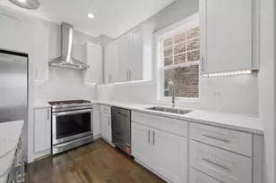 4834 N Troy St, Chicago, IL 60625 - Photo 9