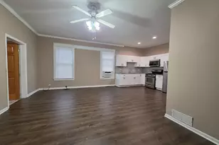 214 Franklin St, Waukegan, IL 60085 - Photo 3