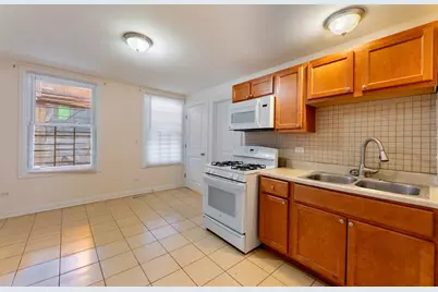2011 W Cullerton Street #0, Chicago, IL 60608 - Photo 7