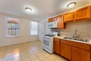 2011 W Cullerton St, Chicago, IL 60608 - Photo 7