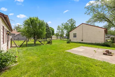1406 Kaskaskia Avenue, Elgin, IL 60123 - Photo 27