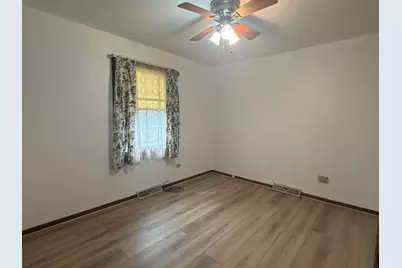 1406 Kaskaskia Avenue, Elgin, IL 60123 - Photo 17