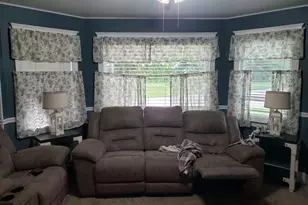 438 Tonti St, Lasalle, IL 61301 - Photo 7