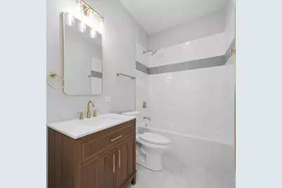 2442 W Wilson Avenue #3, Chicago, IL 60625 - Photo 9