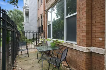 1654 N Artesian Avenue, Chicago, IL 60647 - Photo 3