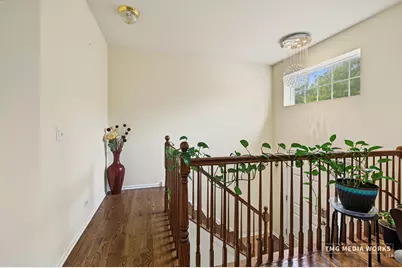 815 Lewisburg Lane, Aurora, IL 60504 - Photo 7