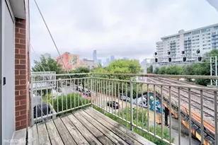 912 W Chicago Ave, Chicago, IL 60642 - Photo 11