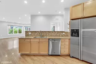 912 W Chicago Ave, Chicago, IL 60642 - Photo 15