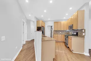 912 W Chicago Ave, Chicago, IL 60642 - Photo 19