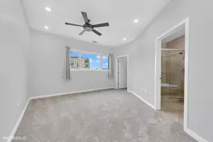 912 W Chicago Ave, Chicago, IL 60642 - Photo 27