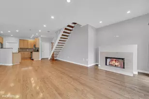 912 W Chicago Ave, Chicago, IL 60642 - Photo 9