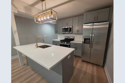 2442 W Wilson Avenue #G, Chicago, IL 60625 - Photo 5
