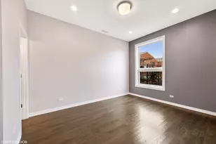 2536 W Harrison St, Chicago, IL 60612 - Photo 9
