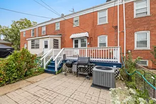 5242 W 63rd Pl, Chicago, IL 60638 - Photo 25