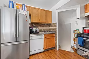 5242 W 63rd Pl, Chicago, IL 60638 - Photo 11