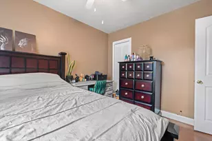 5242 W 63rd Pl, Chicago, IL 60638 - Photo 13