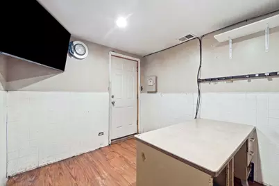 2100 S Washtenaw Avenue, Chicago, IL 60608 - Photo 9