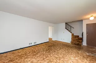 4111 Brentwood Ln, Waukegan, IL 60087 - Photo 5