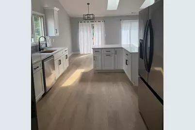 2436 W Salem Court #B2, Woodridge, IL 60517 - Photo 3