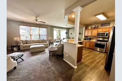 11892 Ludbury Ridge, Huntley, IL 60142 - Photo 7