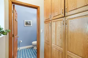 210 8th Ave, La Grange, IL 60525 - Photo 11