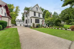 210 8th Ave, La Grange, IL 60525 - Photo 1