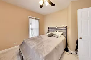 120 Commonwealth Dr, Aurora, IL 60506 - Photo 17