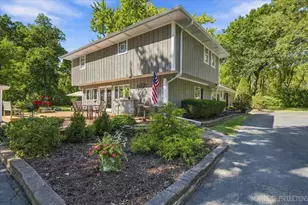 2N720 Woodcrest Dr, West Chicago, IL 60185 - Photo 3
