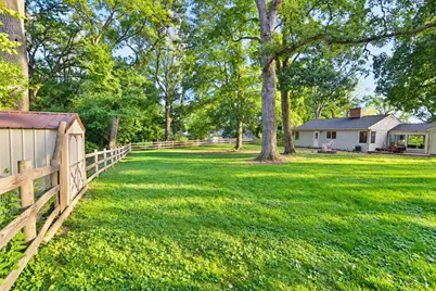 7302 Hillside Road, Crystal Lake, IL 60012 - Photo 25