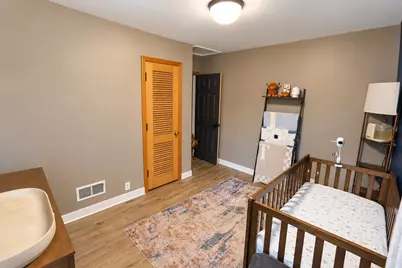 7302 Hillside Road, Crystal Lake, IL 60012 - Photo 13