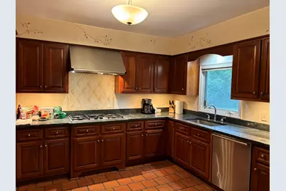 1116 Woodview Road, Burr Ridge, IL 60527 - Photo 11