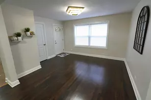 8821 S Eggleston Ave, Chicago, IL 60620 - Photo 7