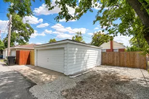 8821 S Eggleston Ave, Chicago, IL 60620 - Photo 23