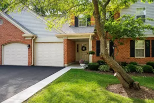 1253 Beechwood Ct, Schaumburg, IL 60193 - Photo 1
