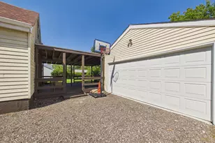 856 Marie Ave, Machesney Park, IL 61115 - Photo 31