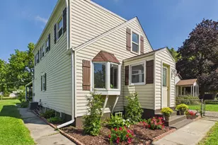 856 Marie Ave, Machesney Park, IL 61115 - Photo 5