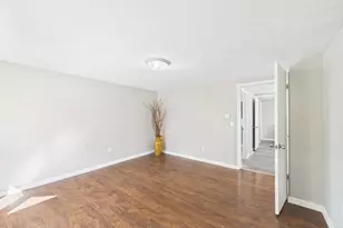 856 Marie Ave, Machesney Park, IL 61115 - Photo 9