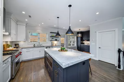 460 Pennsylvania Avenue #A, Glen Ellyn, IL 60137 - Photo 11