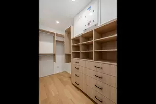 1345 W Grand Ave, Chicago, IL 60642 - Photo 13