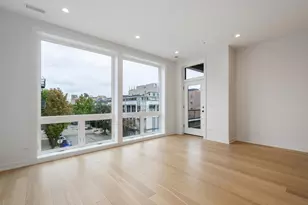 1345 W Grand Ave, Chicago, IL 60642 - Photo 3