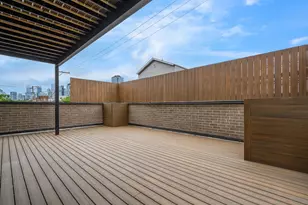 1345 W Grand Ave, Chicago, IL 60642 - Photo 19