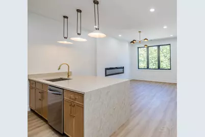 3327 W Division Street #3, Chicago, IL 60651 - Photo 9
