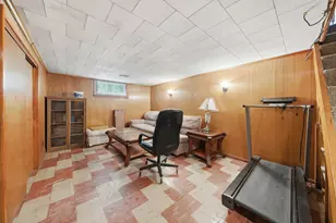 8818 S Sacramento Ave, Evergreen Park, IL 60805 - Photo 17