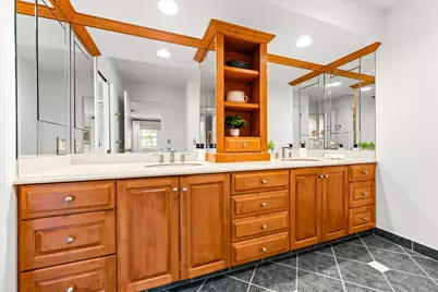 1745 E Summit Court, Deerfield, IL 60015 - Photo 17