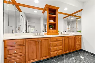 1745 E Summit Ct, Deerfield, IL 60015 - Photo 17