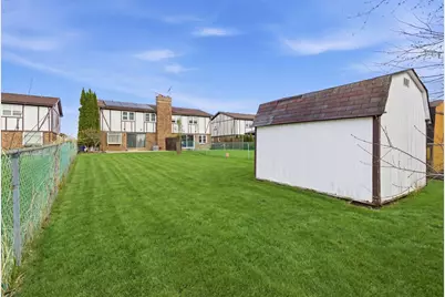 1038 S Hunt Club Drive, Mount Prospect, IL 60056 - Photo 19