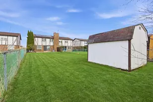 1038 S Hunt Club Dr, Mount Prospect, IL 60056 - Photo 19
